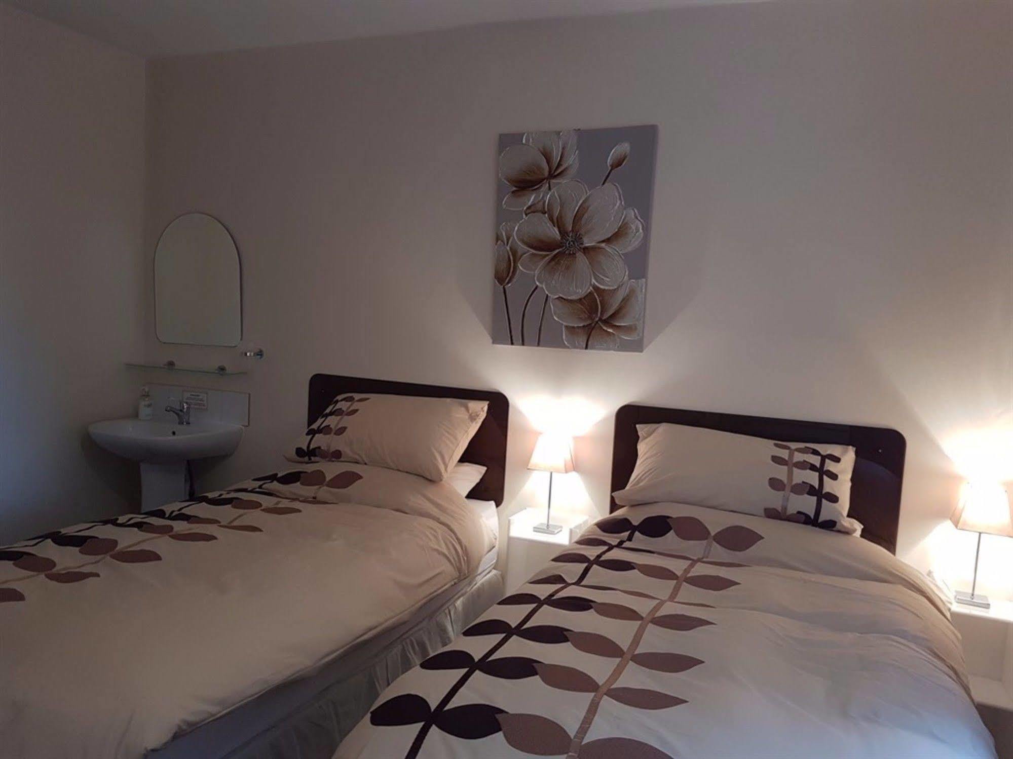 Aaron Lodge Guest House Λέστερ Εξωτερικό φωτογραφία