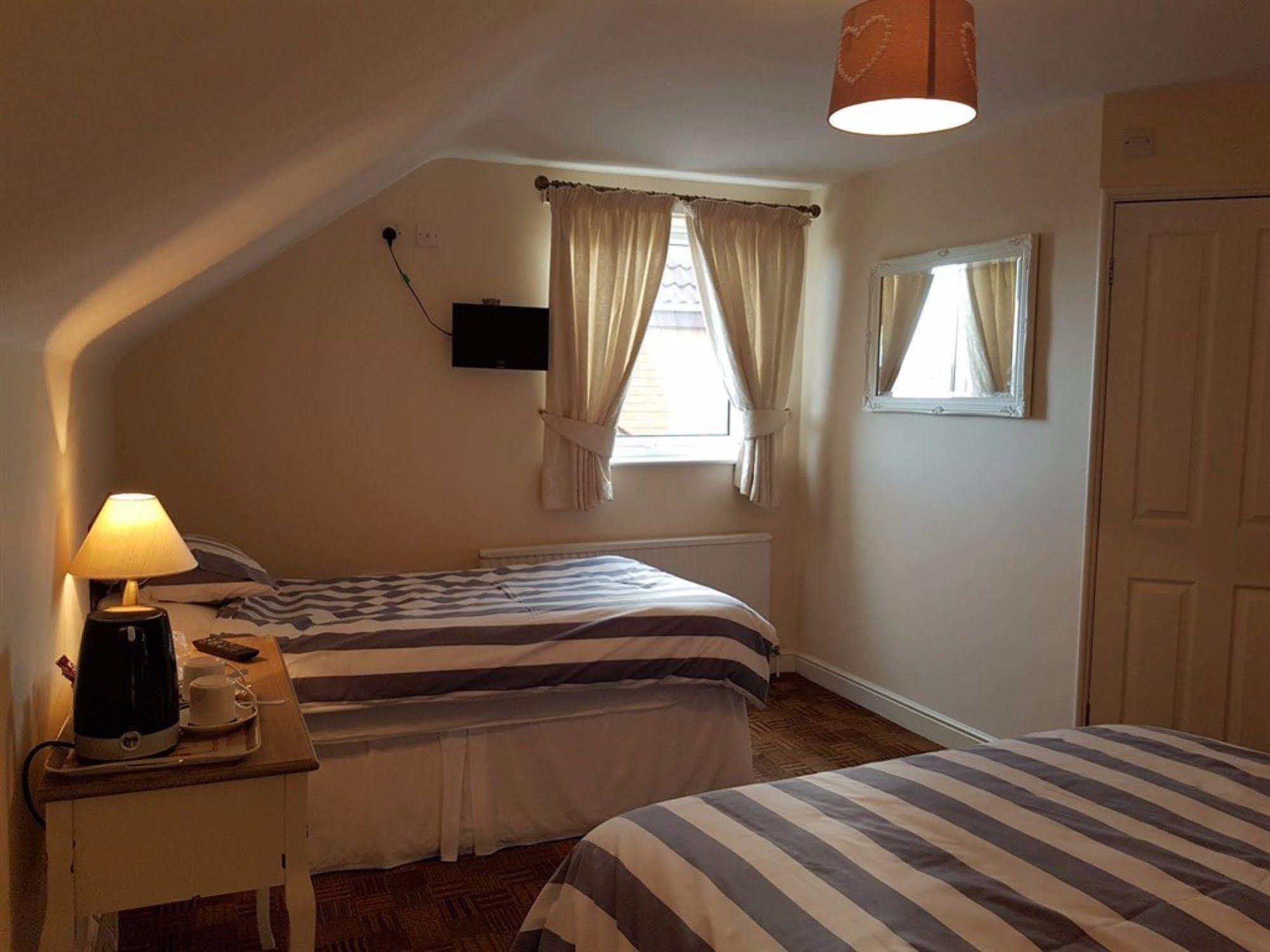 Aaron Lodge Guest House Λέστερ Εξωτερικό φωτογραφία