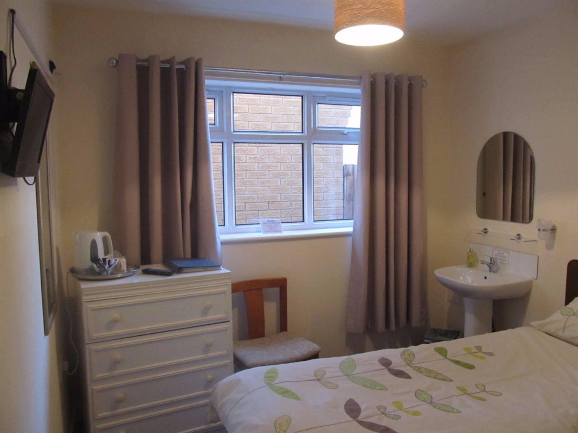 Aaron Lodge Guest House Λέστερ Εξωτερικό φωτογραφία